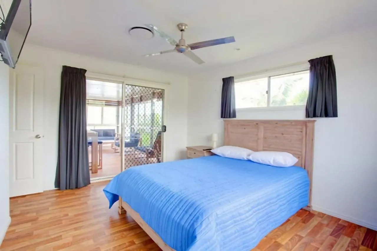29 Cypress Avenue Rainbow Beach Holiday home